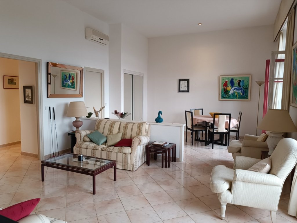 APPARTEMENT T3/4 A VENDRE - ST RAPHAEL - 79 m2 - 499�000�&euro;