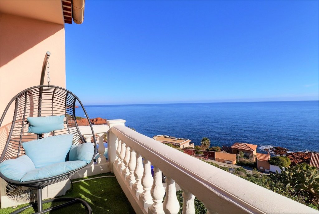 T2 DUPLEX - ST RAPHAEL ANTHEOR - 52 m2 - VENDU