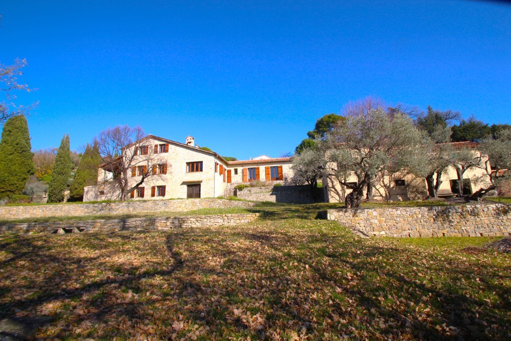 MAISON A VENDRE - MONTAUROUX - 235 m2 - 1�580�000�&euro;