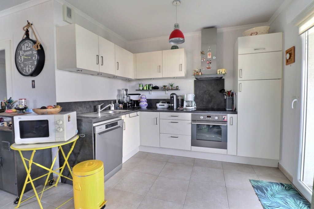 APPARTEMENT T2 A VENDRE - FREJUS - 51.18 m2 - 238�200�&euro;