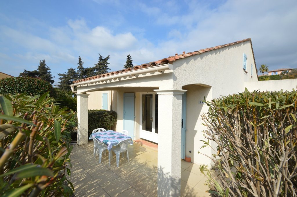 Bastidon A VENDRE - FREJUS - 34.44 m2 - 199�900�&euro;