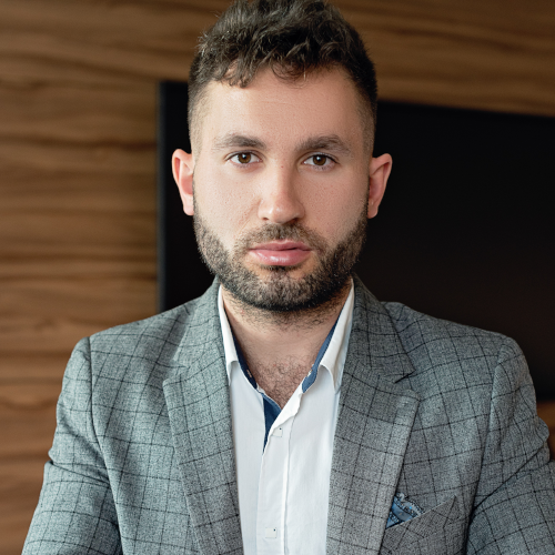 Conseiller immobilier � Saint Raphael - Evan BELIN